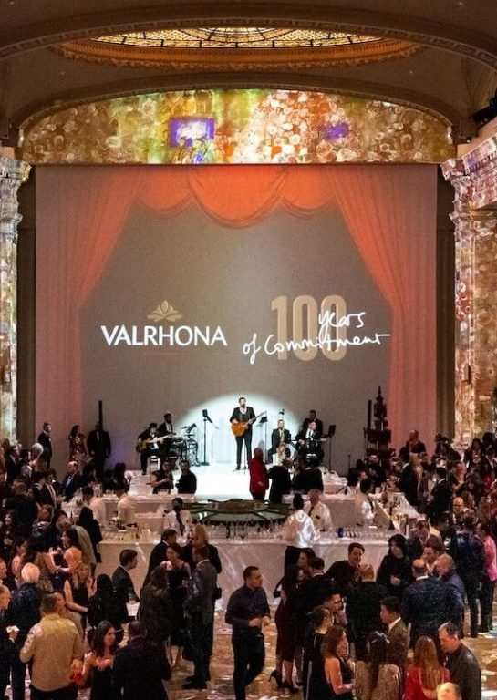 A corporate party for Valrhona at Halls des Luminares, New York | Weddings in New York | Larry Walshe Studios